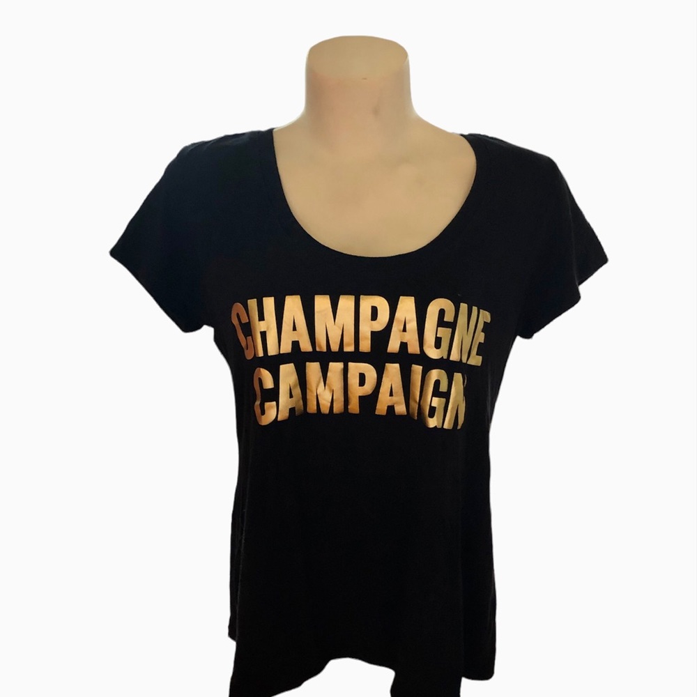 Women’s 2X Champagne Campaign shirt.